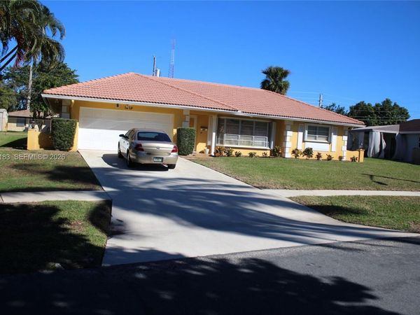 1419 40th St, West Palm Beach, FL 33407