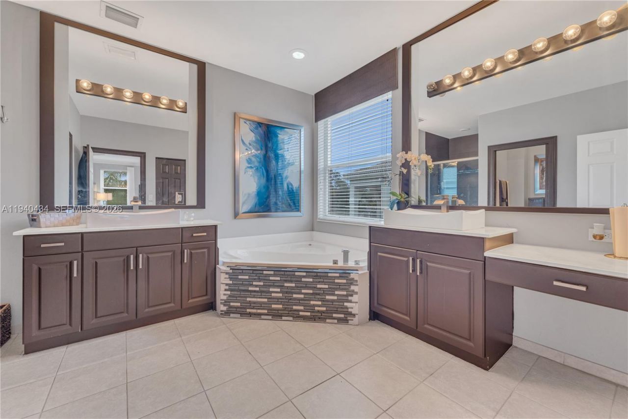 19500 SW 39th Ct, Miramar, FL 33029 Photo