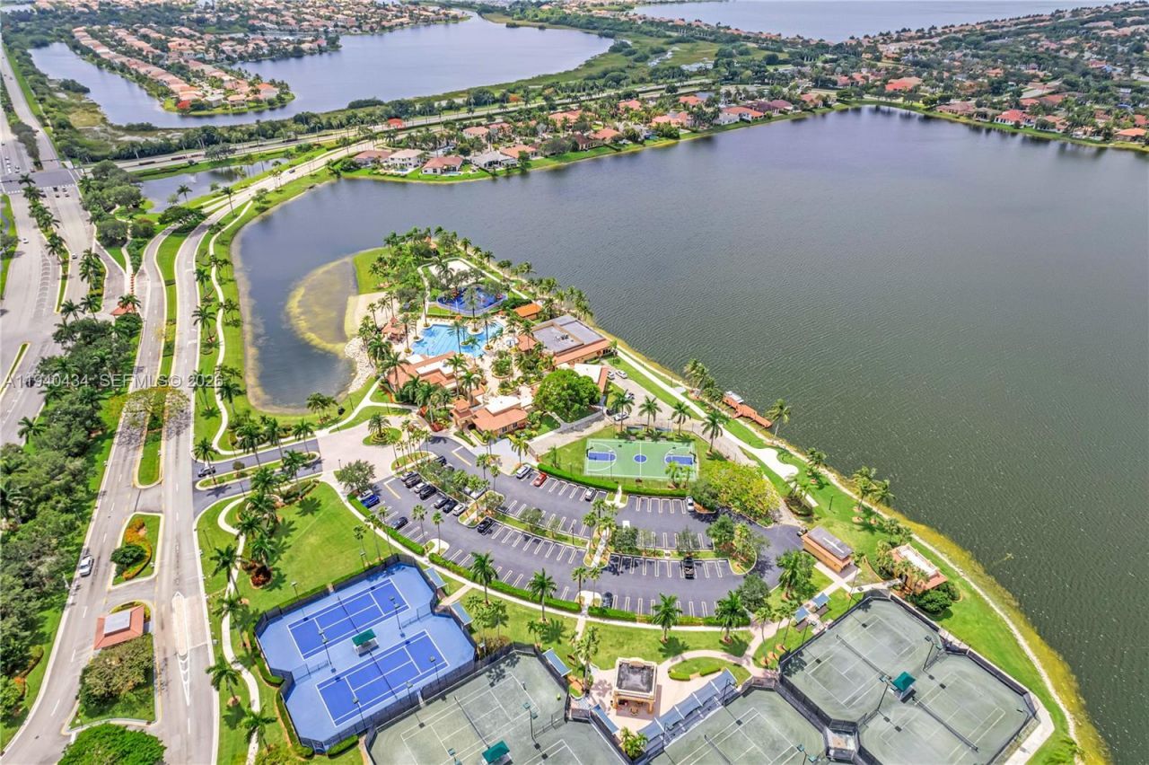 19500 SW 39th Ct, Miramar, FL 33029 Photo