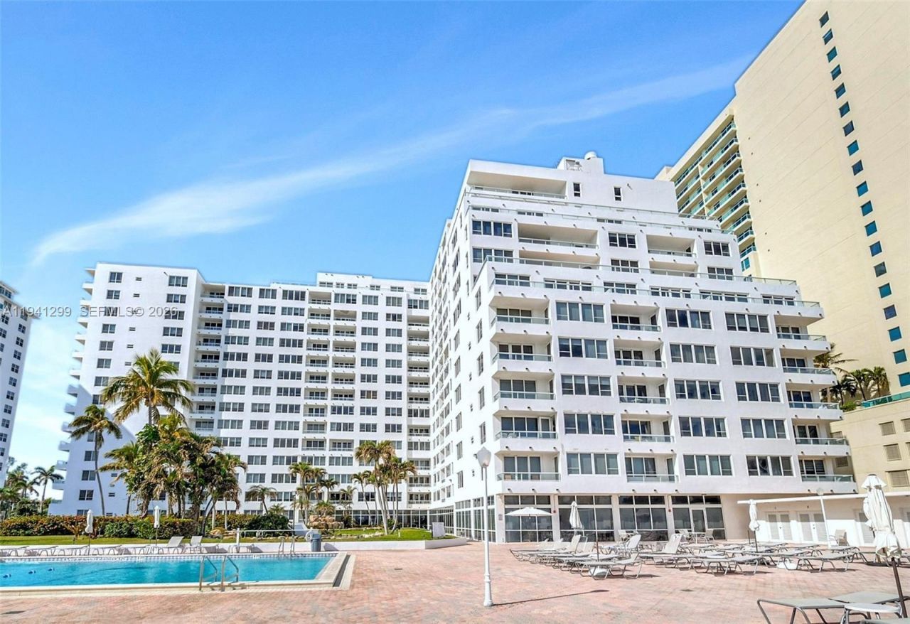 5005 Collins Ave, Unit 1224, Miami Beach, FL 33140 Photo