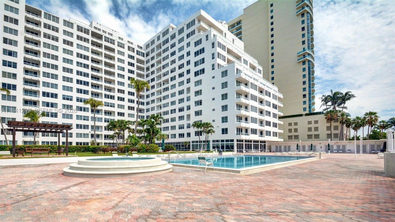 5005 Collins Ave, Unit 1224, Miami Beach, FL 33140 Photo