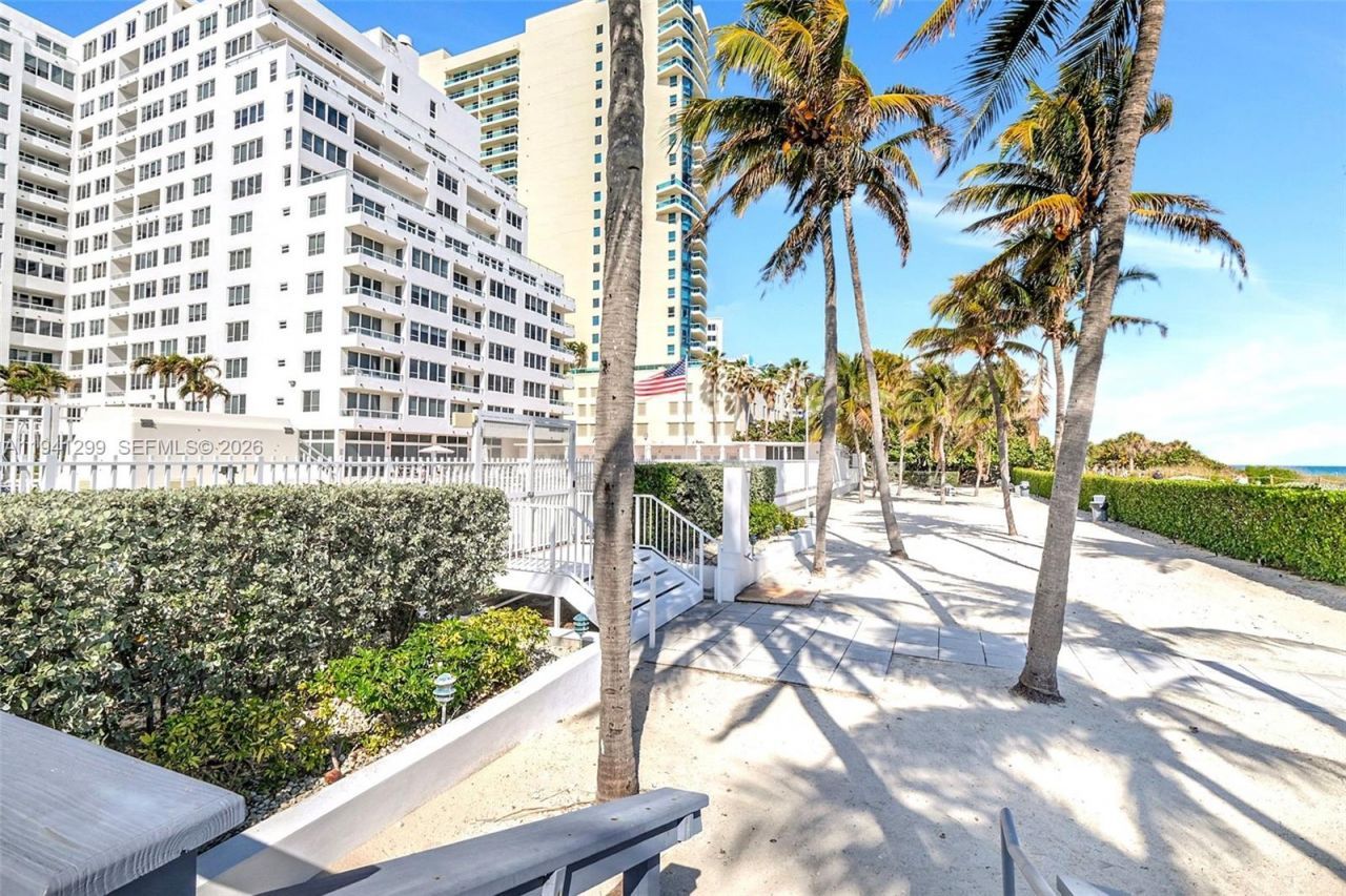 5005 Collins Ave, Unit 1224, Miami Beach, FL 33140 Photo