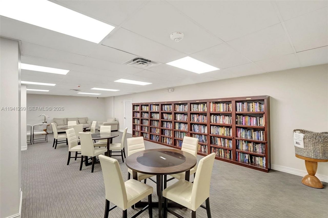 5005 Collins Ave, Unit 1224, Miami Beach, FL 33140 Photo