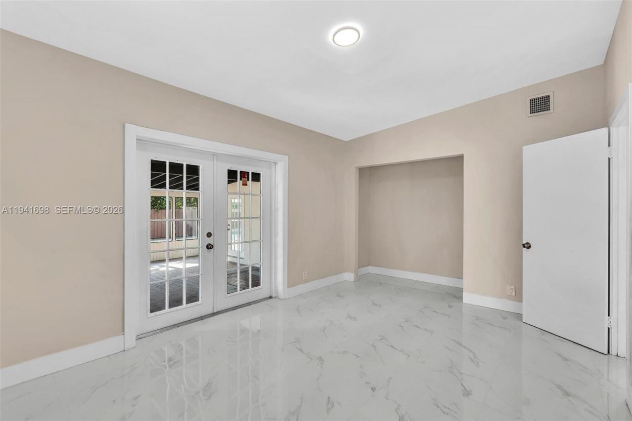 1600 SW 9th St, Fort Lauderdale, FL 33312 Photo