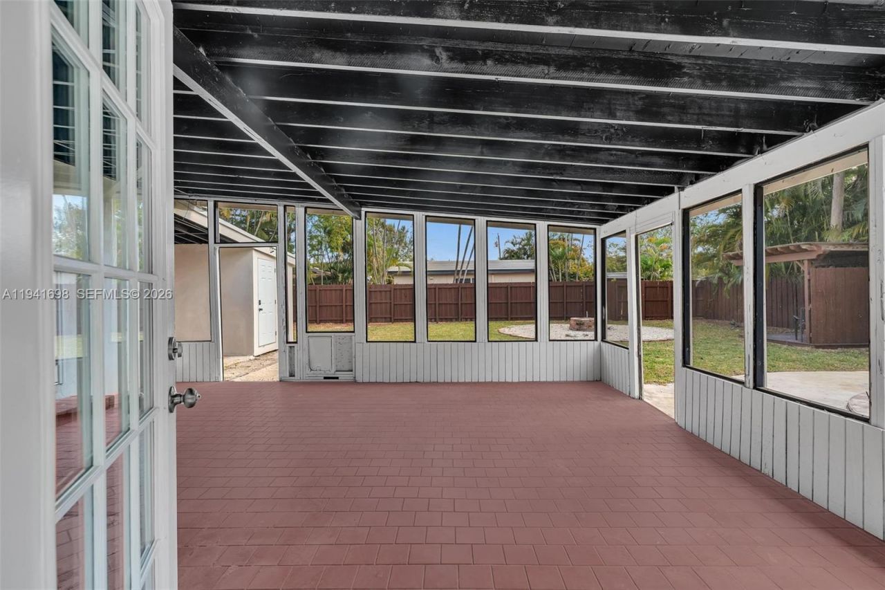 1600 SW 9th St, Fort Lauderdale, FL 33312 Photo