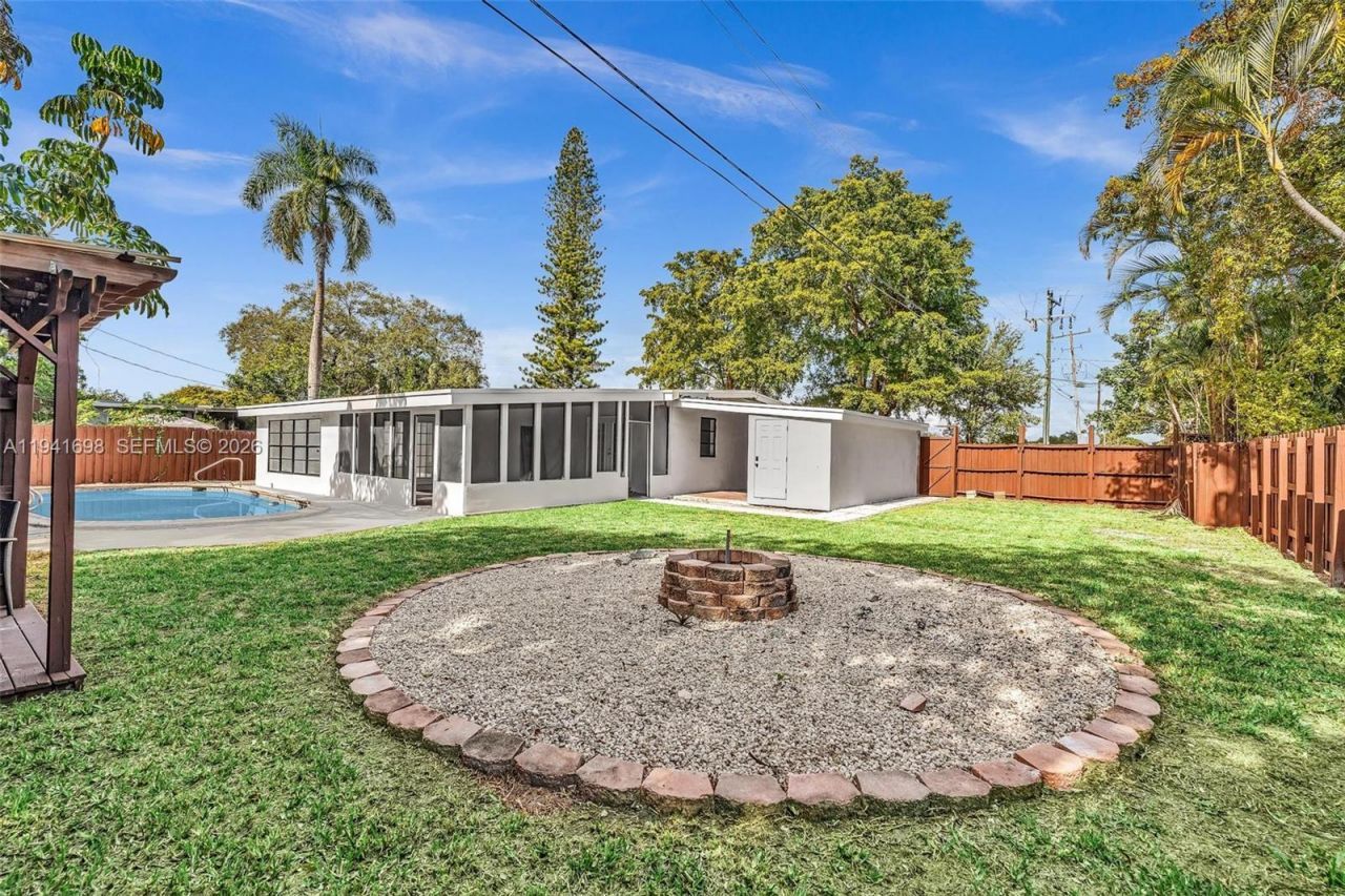 1600 SW 9th St, Fort Lauderdale, FL 33312 Photo