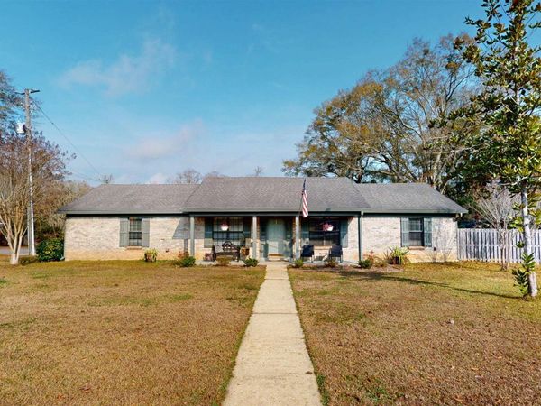 5109 Glenshire Drive, Loxley, AL 36551