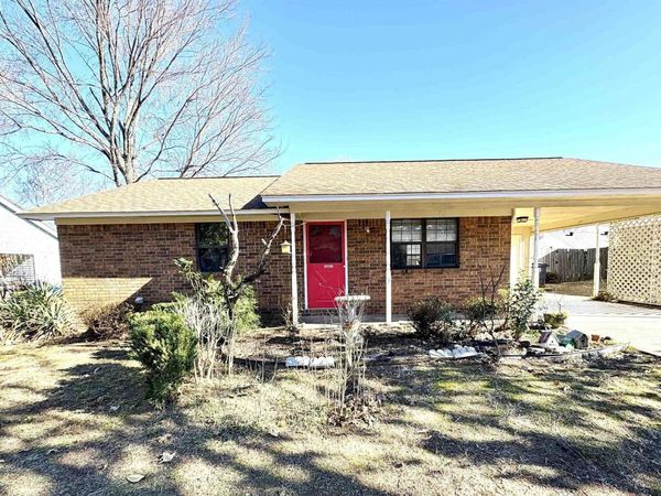 116 N Sawmill Road, Searcy, AR 72143