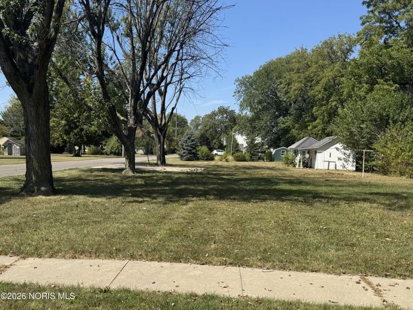 405 N Keyser Avenue , Deshler, OH 43516
