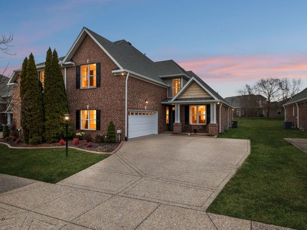 1308 Waxwing Dr, Hermitage, TN 37076