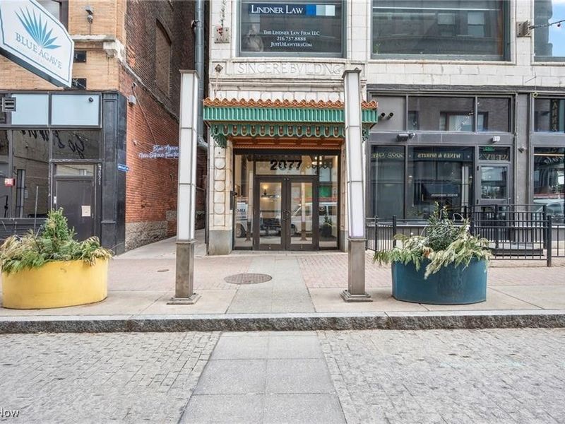 2077 E 4th Street, Unit 8E, Cleveland, OH 44115 Photo 2