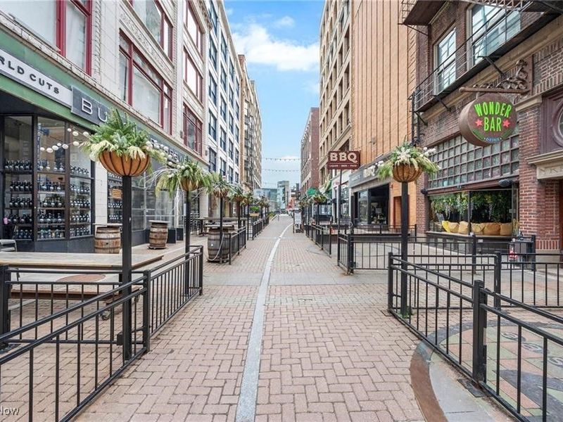 2077 E 4th Street, Unit 8E, Cleveland, OH 44115 Photo 3