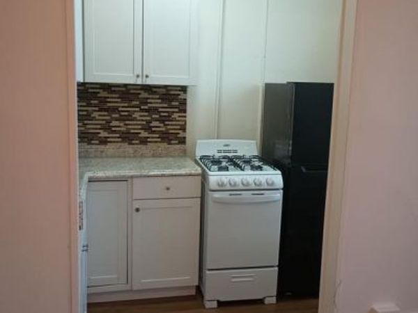 606 E MARKET STREET, Unit 2FLR FRT, YORK, PA 17403