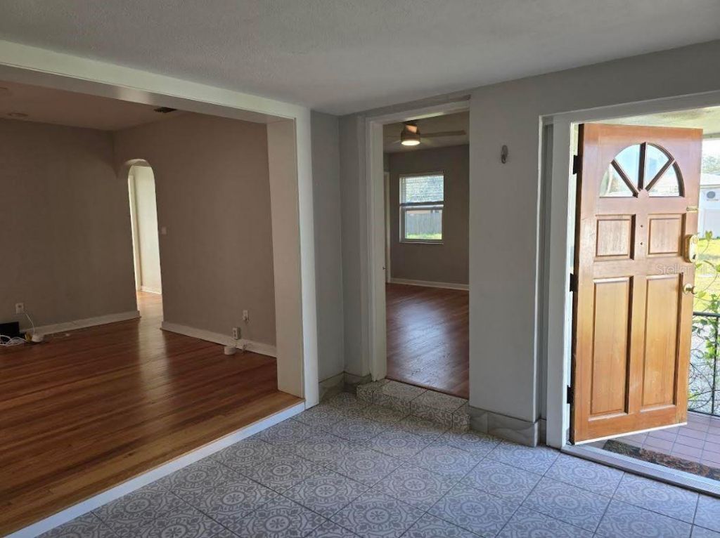 265 Mateo Way Ne, Saint Petersburg, FL 33704 Photo