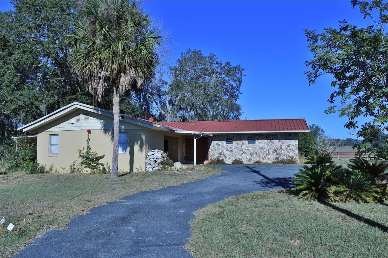 2155 SE County Highway 484, Belleview, FL 34420 Photo