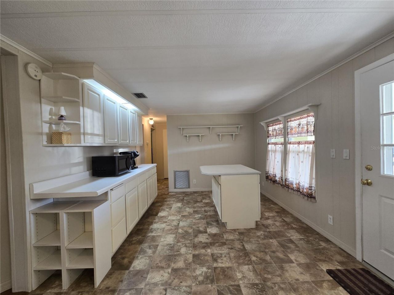 3450 N Citrus Circle, Unit GE, Zellwood, FL 32798 Photo