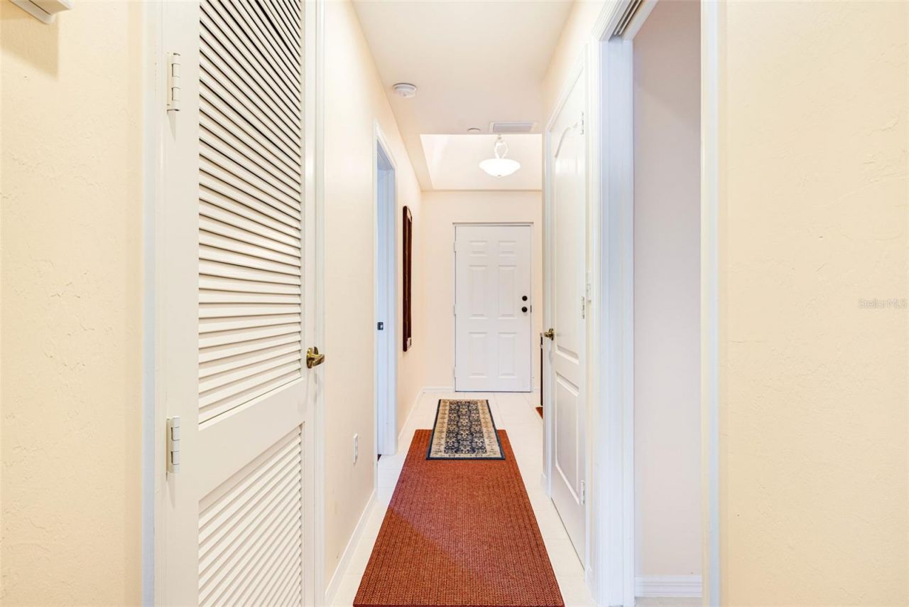 14815 Laguna Drive, Unit 702, Fort Myers, FL 33908 Photo