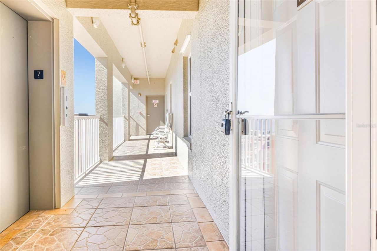 14815 Laguna Drive, Unit 702, Fort Myers, FL 33908 Photo