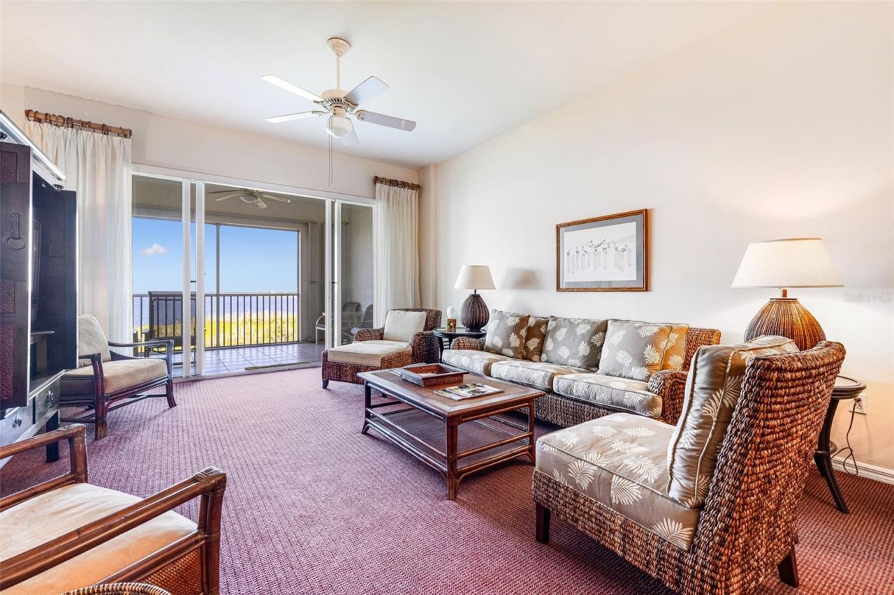 14815 Laguna Drive, Unit 702, Fort Myers, FL 33908 Photo