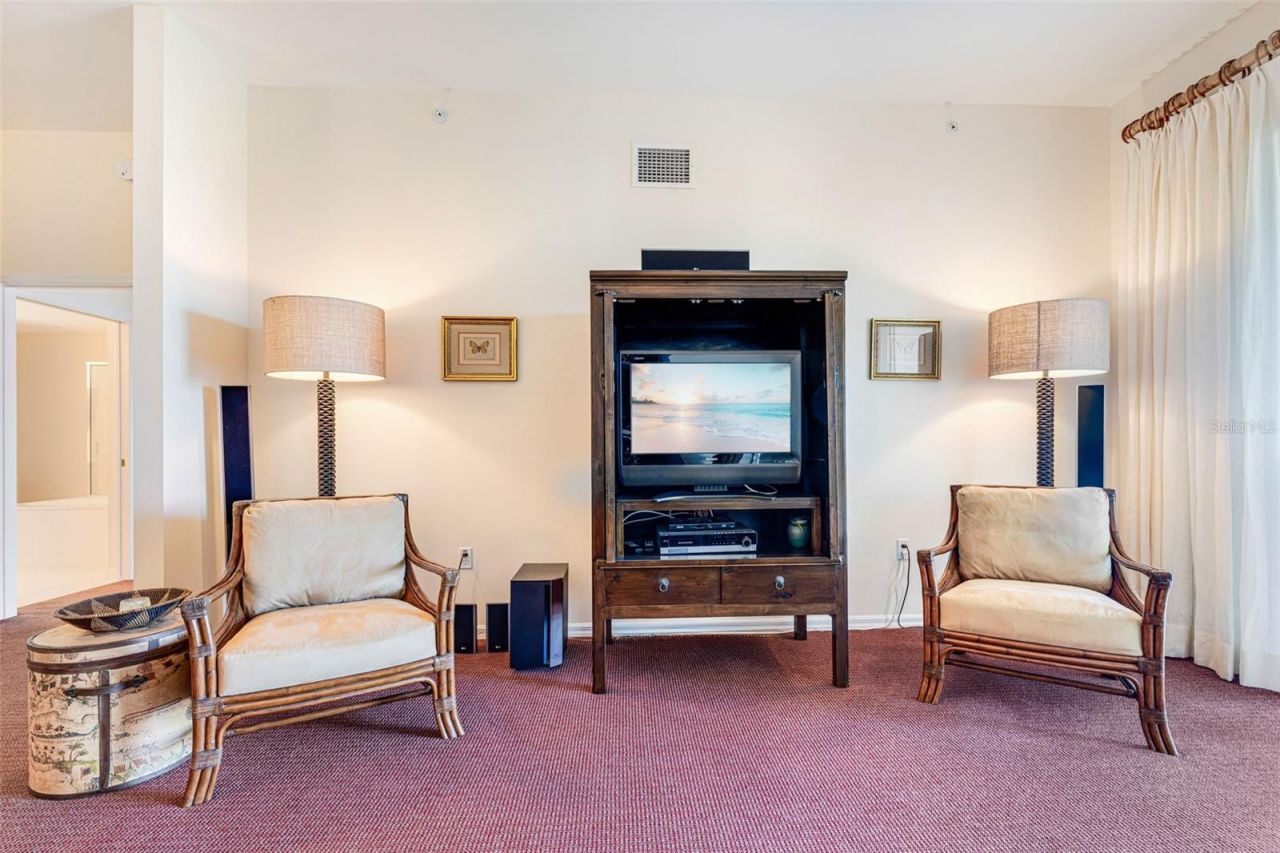 14815 Laguna Drive, Unit 702, Fort Myers, FL 33908 Photo