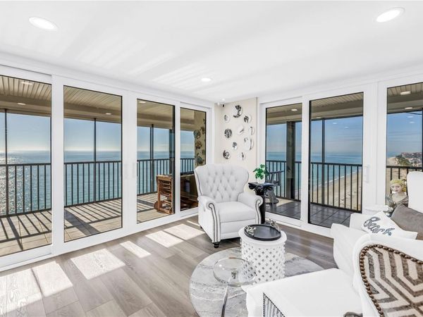 15462 GULF BOULEVARD, Unit 1006, MADEIRA BEACH, FL 33708