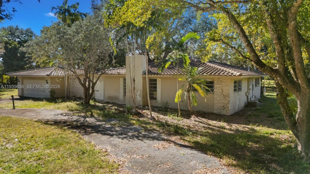 13500 SW 68th Ct, Pinecrest, FL 33156 Photo