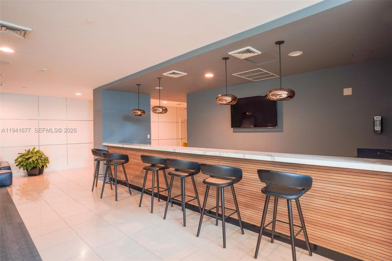 1250 S Miami Ave , Unit 3003, Miami, FL 33130 Photo