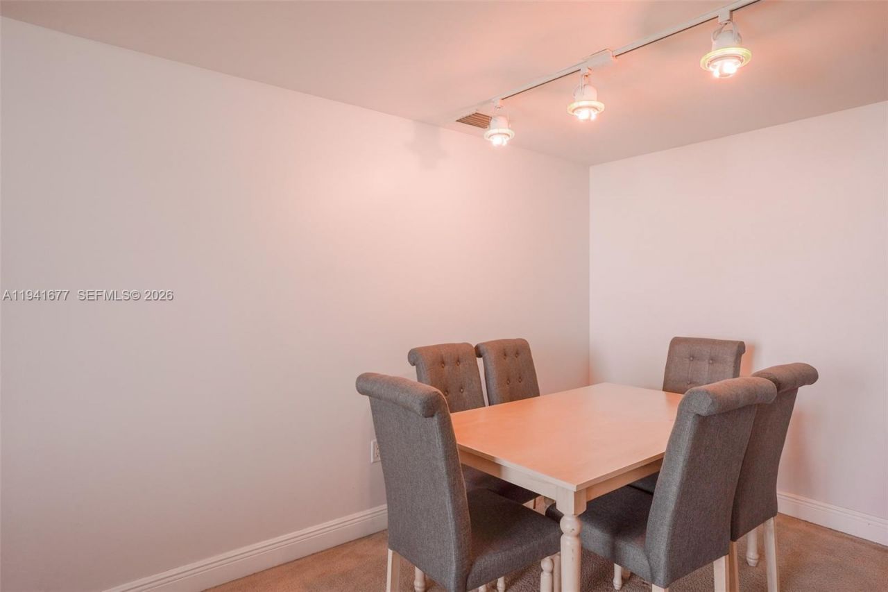 1250 S Miami Ave , Unit 3003, Miami, FL 33130 Photo