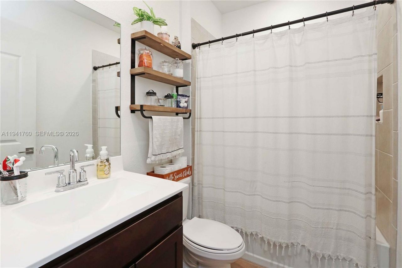 1036 SE 24th Ave, Homestead, FL 33035 Photo