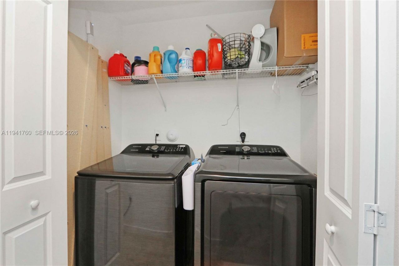 1036 SE 24th Ave, Homestead, FL 33035 Photo