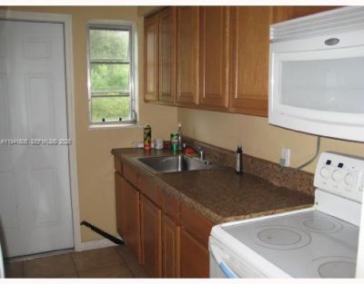 Please Call For Address, Miami, FL 33168 Photo