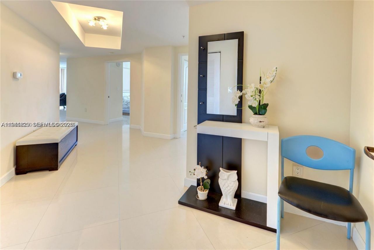 17555 Atlantic Blvd, Unit 902, Sunny Isles Beach, FL 33160 Photo