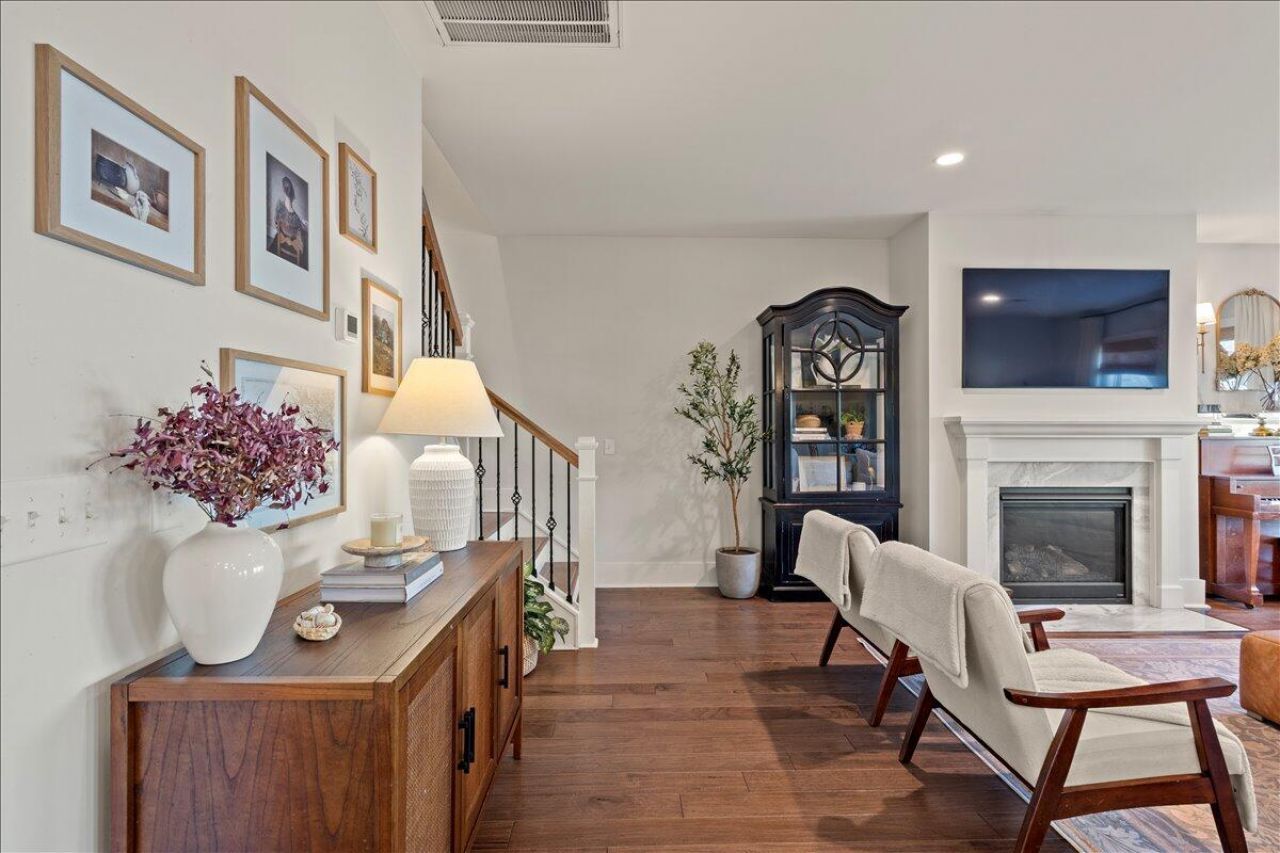 2324 Brinkley Road Photo 32