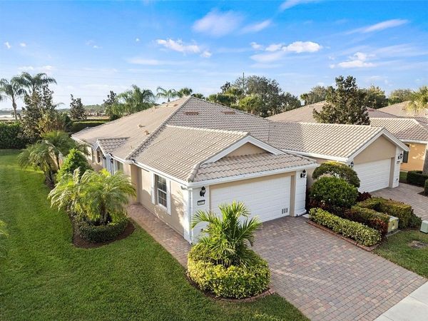 5017 Corsica Square, Vero Beach, FL 32967