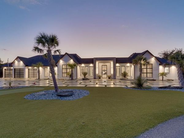 10039 Crestridge Drive, Whitney, TX 76692