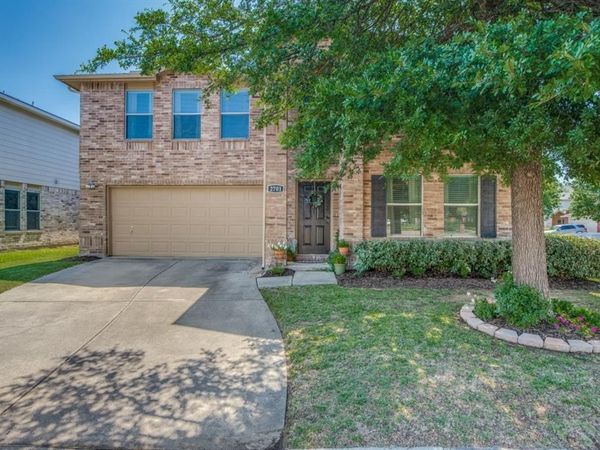 2701 Lazy Oak Drive, Little Elm, TX 75068