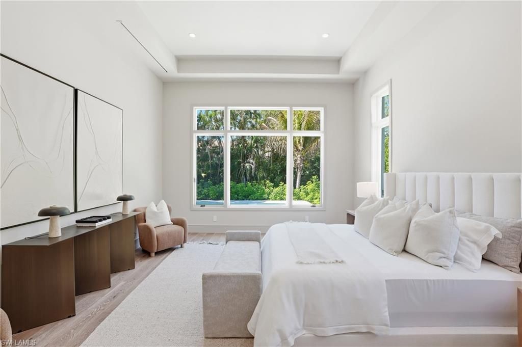 4851 Crayton Rd, Naples, FL 34103 Photo