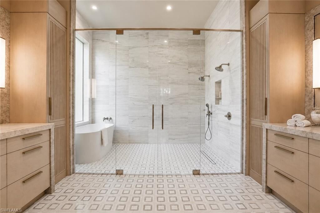 4851 Crayton Rd, Naples, FL 34103 Photo