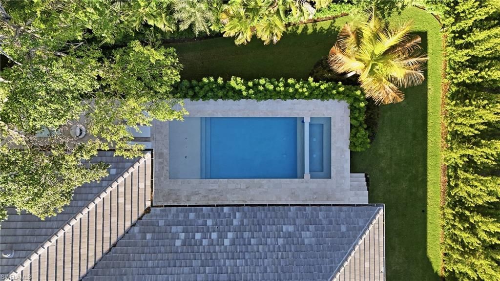 4851 Crayton Rd, Naples, FL 34103 Photo