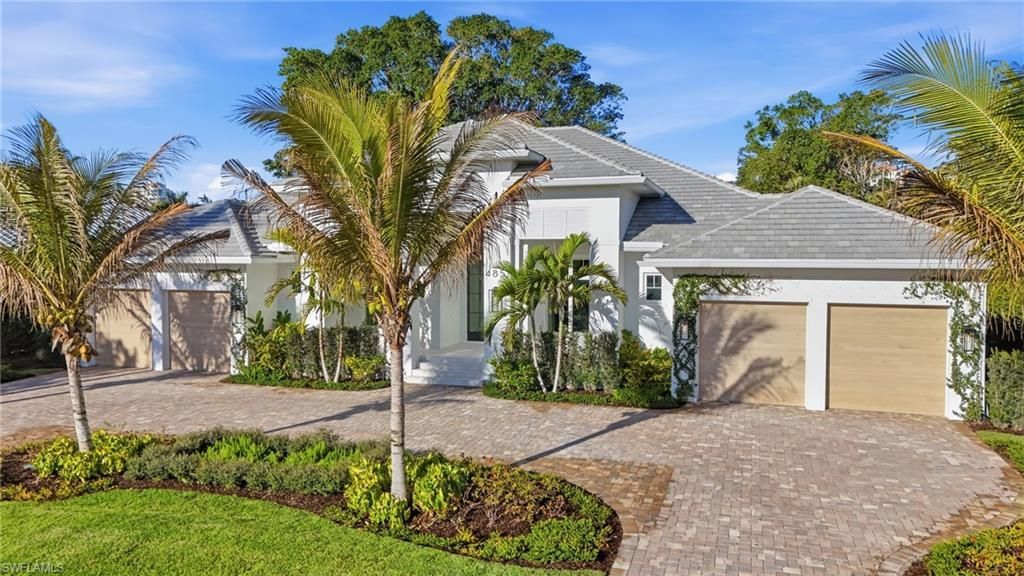 4851 Crayton Rd, Naples, FL 34103 Photo