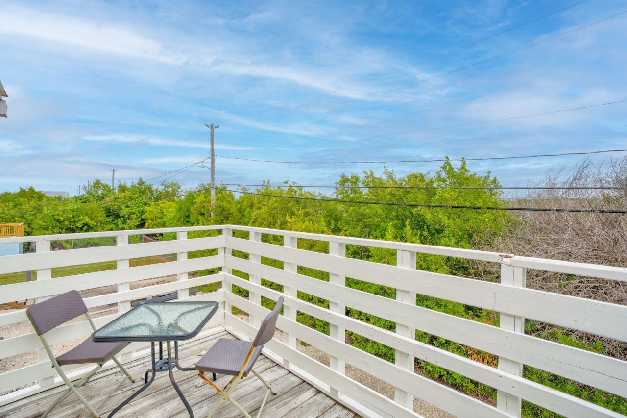 195 W Shore Drive, Summerland Key, FL 33042 Photo