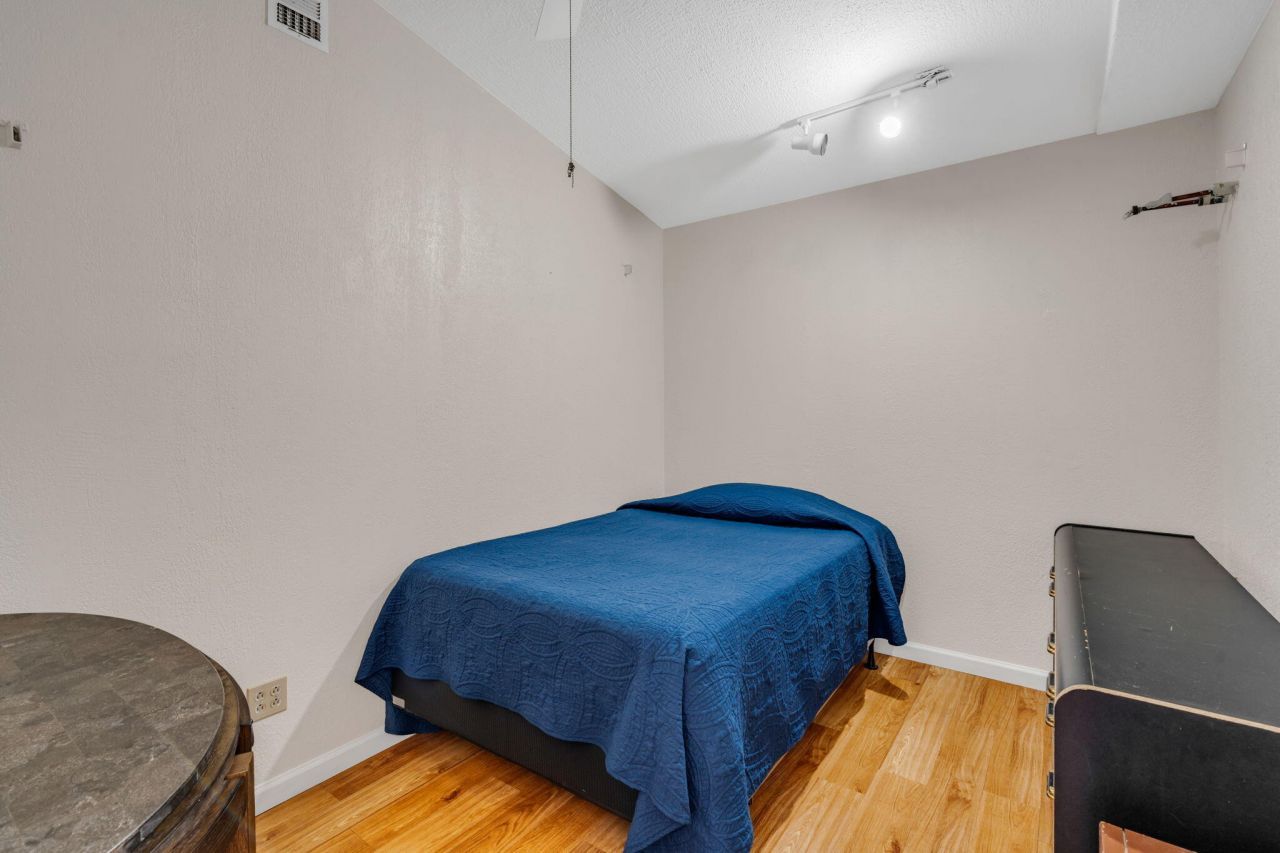 195 W Shore Drive, Summerland Key, FL 33042 Photo