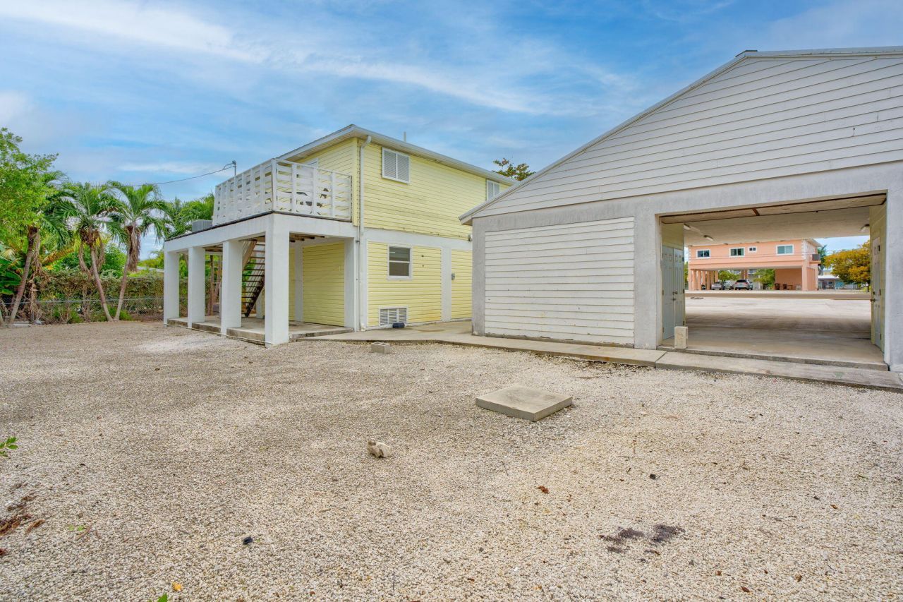 195 W Shore Drive, Summerland Key, FL 33042 Photo