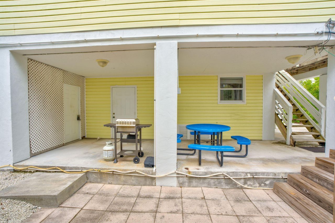 195 W Shore Drive, Summerland Key, FL 33042 Photo