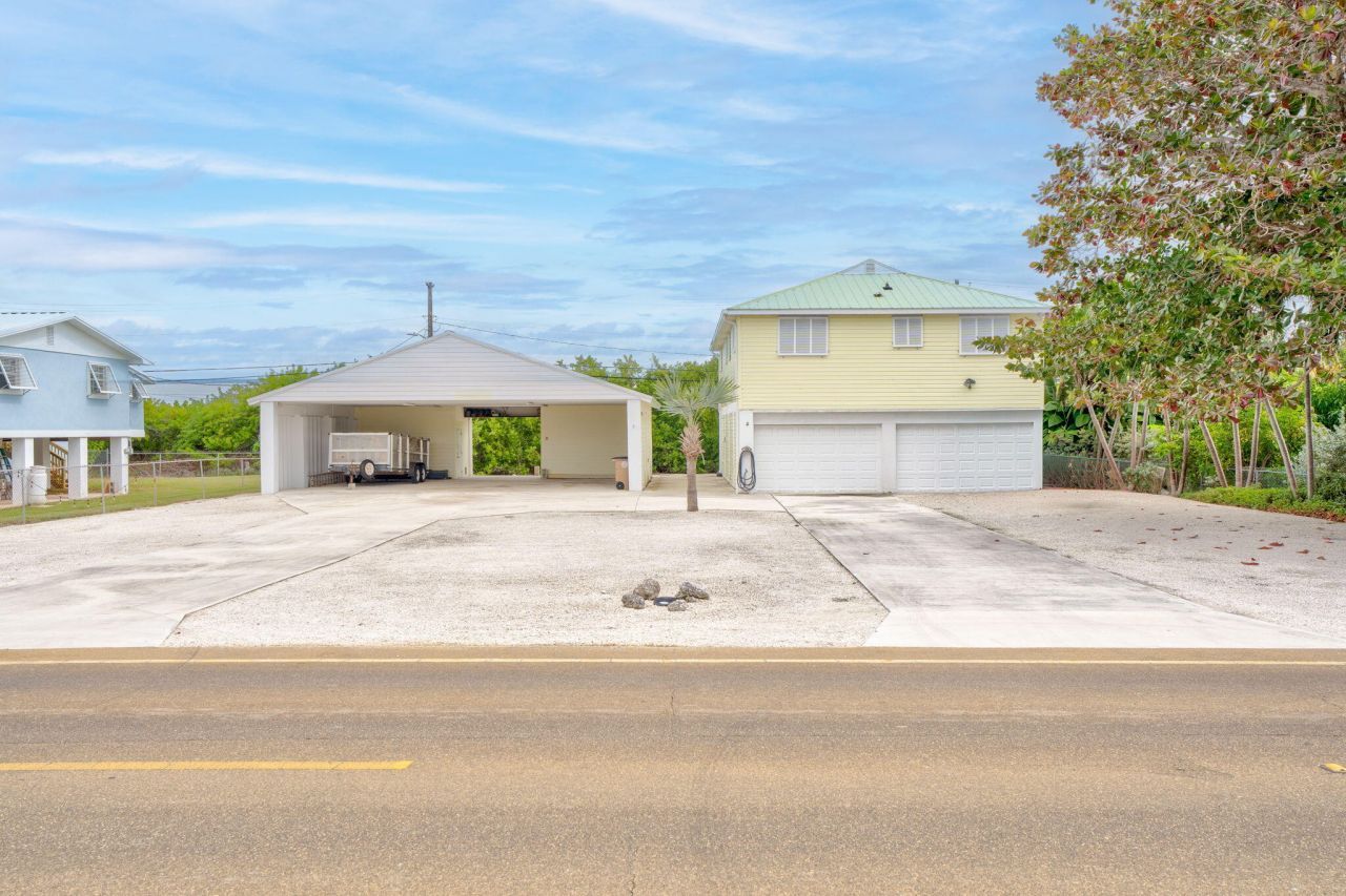 195 W Shore Drive, Summerland Key, FL 33042 Photo