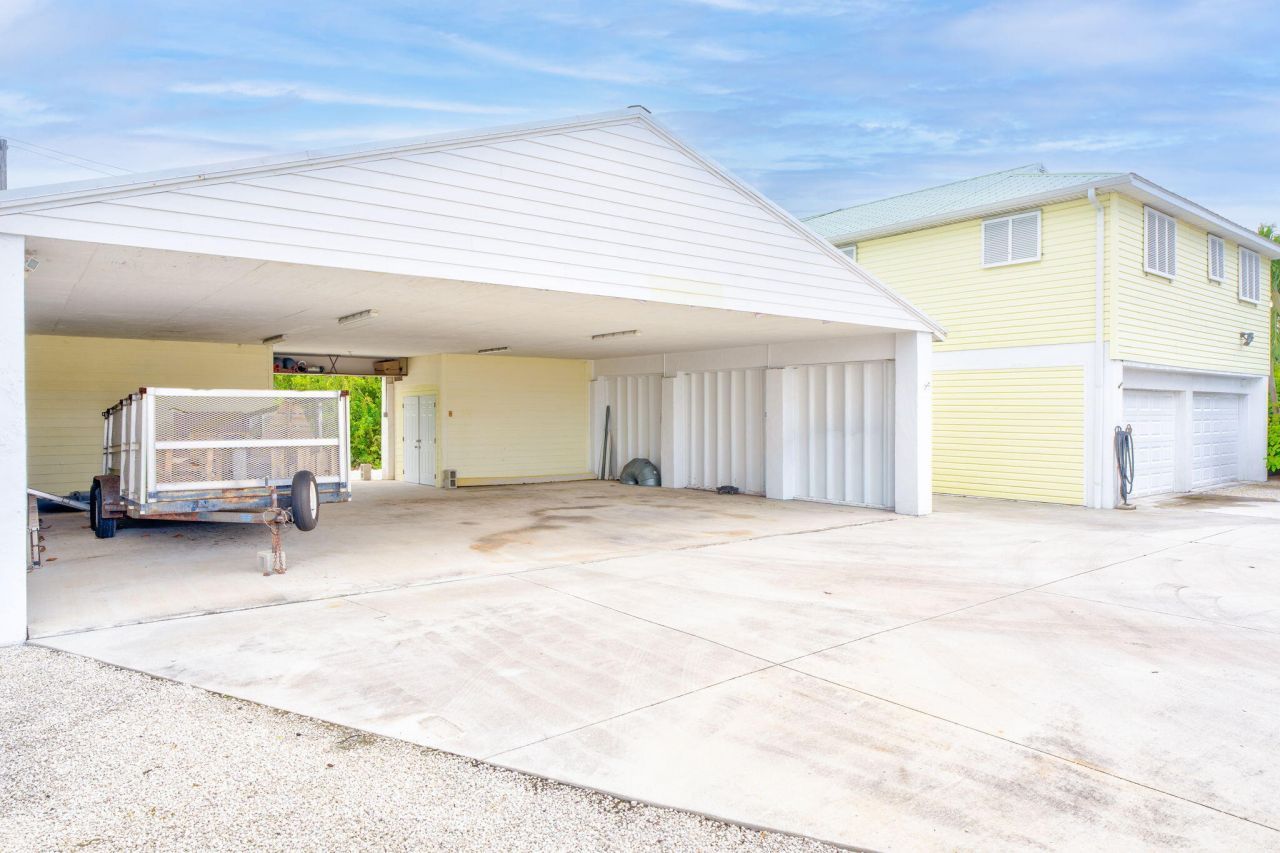 195 W Shore Drive, Summerland Key, FL 33042 Photo