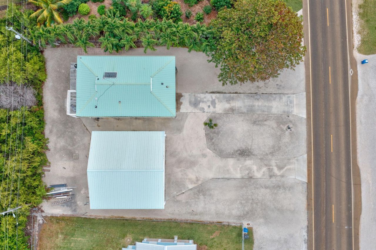 195 W Shore Drive, Summerland Key, FL 33042 Photo