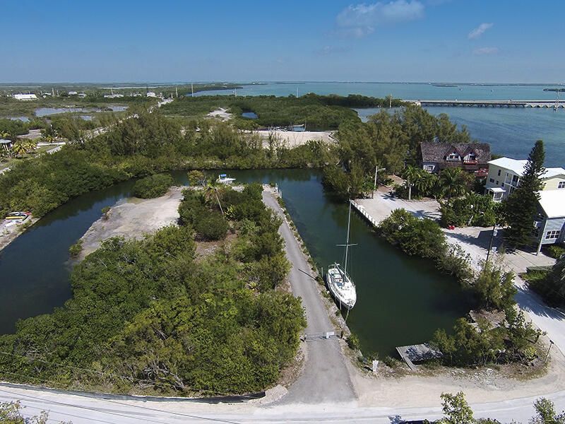 195 W Shore Drive, Summerland Key, FL 33042 Photo