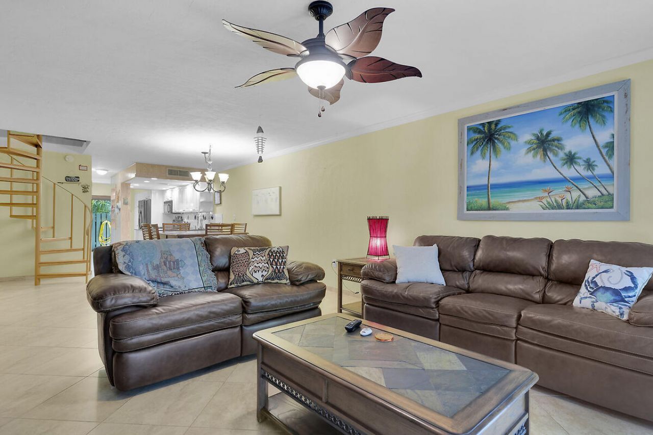 87200 Overseas Highway, Unit M2, Islamorada, FL 33036 Photo