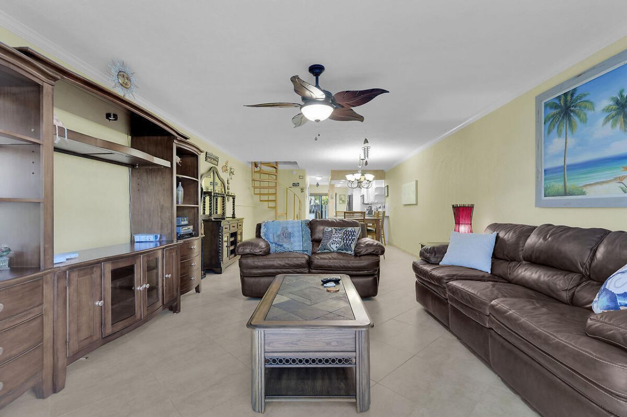 87200 Overseas Highway, Unit M2, Islamorada, FL 33036 Photo